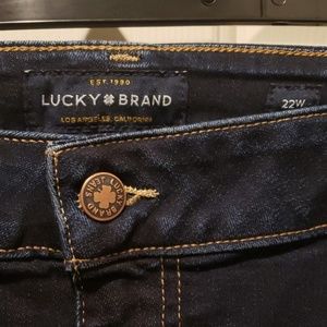 Brand new Lucky Brand Jean's 22